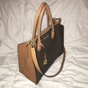 Michael Kors Brown Leather Bag new without tags